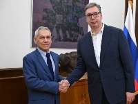 AFP: Balansiranje Srbije između Istoka i Zapada - nafta, gas i politika