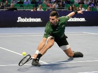 Novak na korak do 101. titule: Hanfman pao u Atini