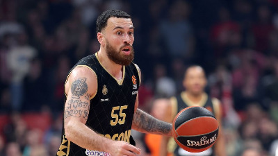 "Zvezda – nikada": Džejms napravio HAOS na mrežama