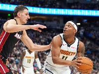 Majami pisao istoriju protiv Šarlota, Jović dvocifren