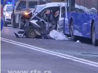 Auto SMRSKAN: Prve slike stravične nesreće kod Umke (FOTO)