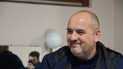 SNS kandidat za gradonačelnika Negotina briljira: Proglasio "četvorotrećinsku pobedu" na izborima (VIDEO)