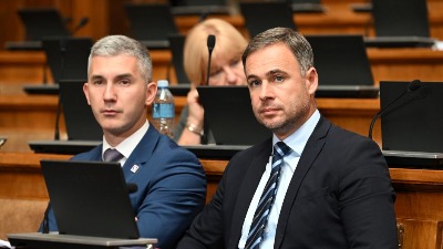 Aleksić: Uklanjanje ćacilenda povlačenje pred spoljnim pritiskom