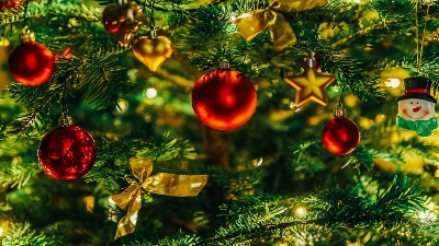 Ovde TREBA DA STOJI jelka ako želite sreću i blagostanje u 2026. godini