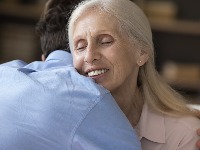 Imao sam seks sa bakom (60) svog najboljeg prijatelja: Zavela me sa samo 3 reči - izjeda me krivica, ali...