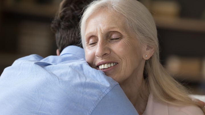 Imao sam seks sa bakom (60) svog najboljeg prijatelja: Zavela me sa samo 3 reči - izjeda me krivica, ali...