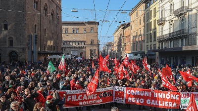 GENERALNI ŠTRAJK U ITALIJI Na ulicama desetine hiljada ljudi