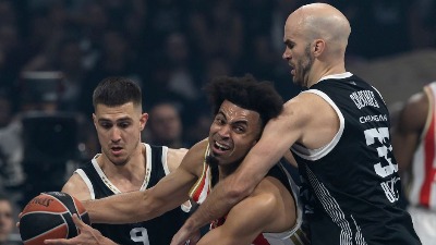 Tabela EL: Zvezda jedva u plej-in zoni, Partizan zakucan za DNO (FOTO)