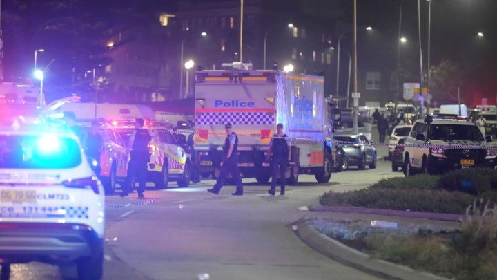 NOVI DETALJI MASAKRA Otkriven identitet jednog od napadača u Sidneju