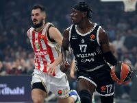 Isak Bonga povređen igrao večiti derbi!