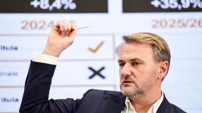Mijailović o čarteru iz Dubaija: Da li bi iko dao 400.000 evra?