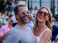 Ko je PRELEPA Betina Anderson zbog koje je Donald Tramp Mlađi OSTAVIO VERENICU? Otac joj je bogati bankar sa Floride, odrasla u raskoši