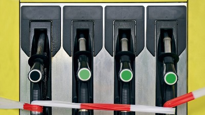 Zbog sankcija EU Rusiji: Katanac na naftnu firmu koja posluje i u Srbiji