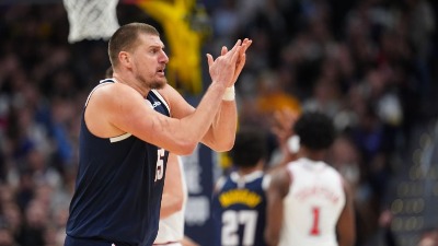 Jokićev potez za anale: Asistirao sam sebi za koš koji je obišao svet! (VIDEO)