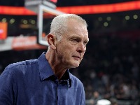 "Sad si uz’o sendvič Paspalje“: Jasna poruka sa tribina za sportskog direktora Partizana (VIDEO)