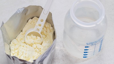 Hitno povučena hrana za bebe "Aptamil"