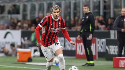 "Ibra nas je tukao": Bivši as Milana ŠOKIRAO