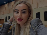 Političarka iz RS završila pravo za 4 meseca? Tvrdi da je diplomirala u Beogradu, prozvali je "turbo studentkinjom"