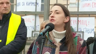 Protest profesora niške gimnazije: Žrtve smo političke odmazde zbog podrške studentima
