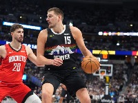 Užasan meč Denvera, isključen trener: Jokić nije mogao da trgne Nagetse!