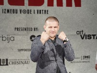 Vaso Bakočević nokautiran u prvoj rundi, završio u Urgentnom centru (VIDEO)