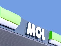 Oglasio se mađarski političar: Evo kad bi MOL mogao da preuzme NIS