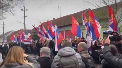 Građani koji su dočekali Vučića i Pelegrinija kažu da su iz Bačkog Petrovca - lokalni novinari ih ne prepoznaju