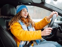 Nemci savetuju: Zimi u automobilu uvek držite stare čarape i lepljivu traku - evo zašto