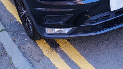 Vandalizovan luksuzni "lamborgini" zbog bahatog parkiranja (FOTO)