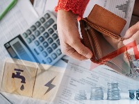 Građani na udaru! Poskupljuju gorivo, kafa i gas - da li sledi novi talas inflacije?