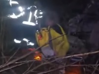 Teška nesreća kod Mionice: Vozilo sa porodicom sletelo u provaliju (VIDEO)