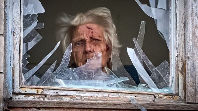 Suze, bombe, jecaji: Jeziv snimak RAZORENE Ukrajine u 2025. (VIDEO)