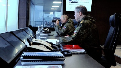 Generali LAŽU PUTINA da stalno pobeđuju 