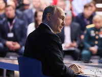 Putin se zabarikadirao u bunkerima: Strahuje od atentata i ne veruje nikome, telohraniteljima zabranio OVO