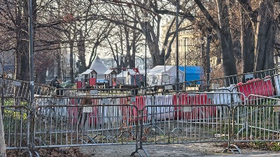 SRCE: Godinu dana ćacilenda zbog straha Vučića od naroda