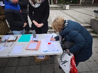 Studentkinje posle akcije "Raspiši pobedu": Apsolutno nemoguće da SNS pobedi na vanrednim izborima