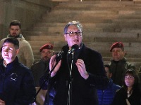 Američki nedeljnik: Vučić pod rastućim pritiskom protesta protiv korupcije