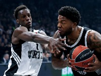 Tajrik Džons napušta Partizan - oblači crveno-beli dres?