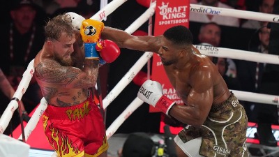 Entoni Džošua povređen u nesreći u kojoj su poginule dve osobe