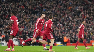 Čelsi razbijen: Liverpul jedva spasao živu glavu!