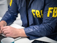 FBI UPOZORAVA: Korisnici Ajfona i Androida u ovoj SITUACIJI odmah TREBA DA PREKINU VEZU 