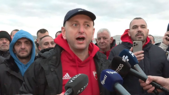 Knežević pozvao na "marš na Botun": Blokiran kružni tok ka aerodromu u Podgorici, najavljuju se nove blokade u Zeti