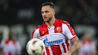 Došao u Zvezdu kao NAJVEĆE POJAČANJE, a nije pokazao NIŠTA: "Možda je problem u višku kilograma"