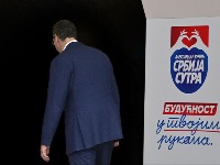 NEKO GADNO DOBA Koga će SNS iz svog tima morati da žrtvuje?