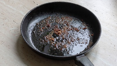 Ova stvar ispušta otrove čim se zagreje – ako je imate, odmah je BACITE 