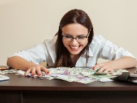 Rumunija povećava minimalac na 850 evra