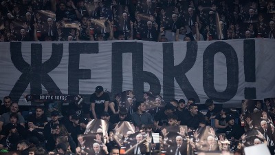 "Obradović Željko" se orilo u Ljubljani: Grobari sipali uvrede na račun Ostoje MIjailovića