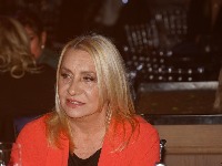 OGLASILA SE Vesna Zmijanac IZ URGENTNOG CENTRA: Pevačica otkrila šta joj se desilo