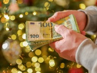 Kraj januara donosi NOVAC za 3 znaka: Novčanik se puni, stiže POVIŠICA 