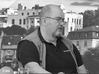 Preminuo novinar Aleksandar Bećić